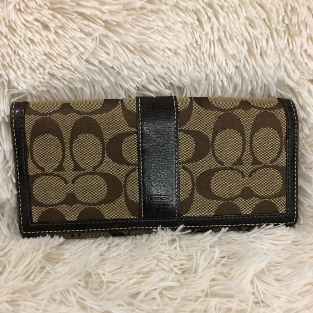 Pre-loved Coach Wallet